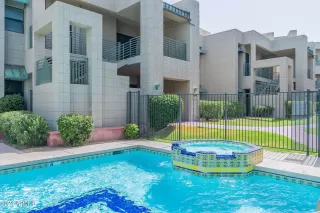 Photo #1: 6721424 Listing 