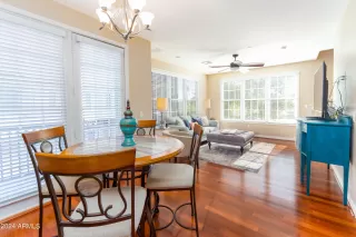 Photo #5: 6721805 Listing