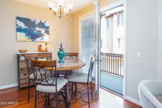 Photo #6: 6721805 Listing