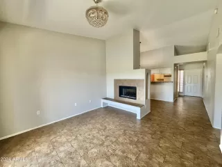 Photo #4: 6721821 Listing 