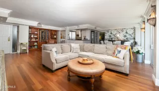 Photo #4: 6721925 Listing 