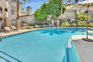 Photo #1: 6721953 Listing 
