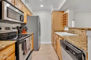 Photo #3: 6721953 Listing 