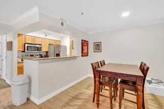 Photo #5: 6721953 Listing 