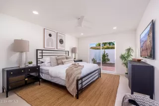 Photo #3: 6721993 Listing