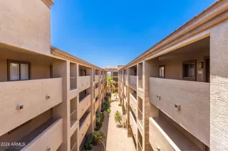 Photo #2: 6722022 Listing