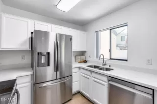 Photo #4: 6722053 Listing