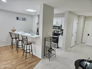 Photo #3: 6722075 Listing 