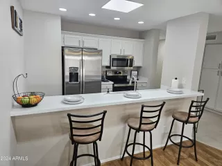 Photo #4: 6722075 Listing 