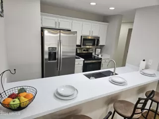 Photo #6: 6722075 Listing 