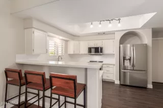 Photo #2: 6722127 Listing 