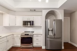 Photo #4: 6722127 Listing 