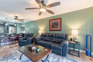 Photo #5: 6722199 Listing 