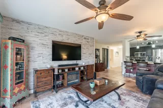 Photo #6: 6722199 Listing 