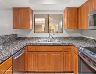 Photo #5: 6722275 Listing 