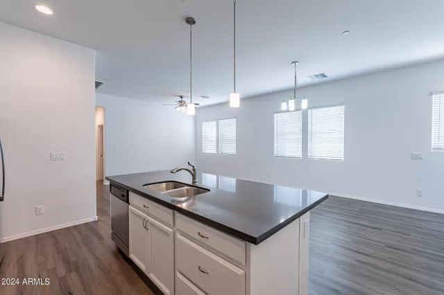 MLS: 6722531 Condo For Sale