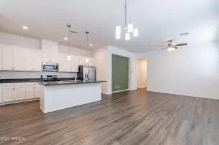 Photo #2: 6722531 Listing