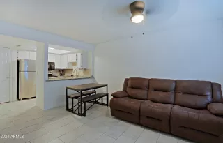 Photo #3: 6722759 Listing