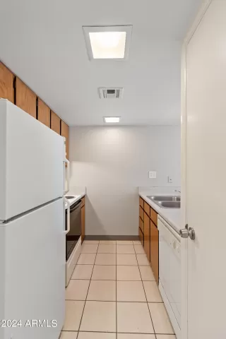 Photo #3: 6722871 Listing 