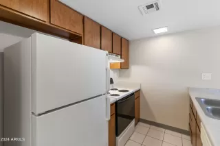 Photo #4: 6722871 Listing 