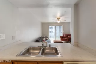 Photo #5: 6722871 Listing 