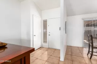 Photo #6: 6722925 Listing