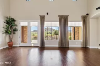 Photo #6: 6722960 Listing 