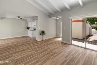 Photo #2: 6722989 Listing