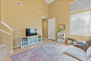 Photo #5: 6723507 Listing