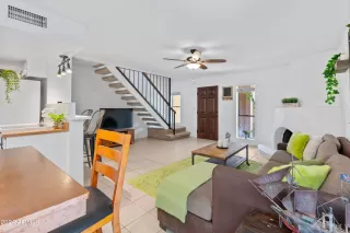 Photo #2: 6723543 Listing