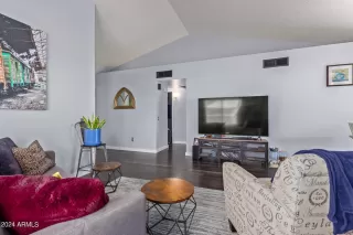 Photo #5: 6723634 Listing 