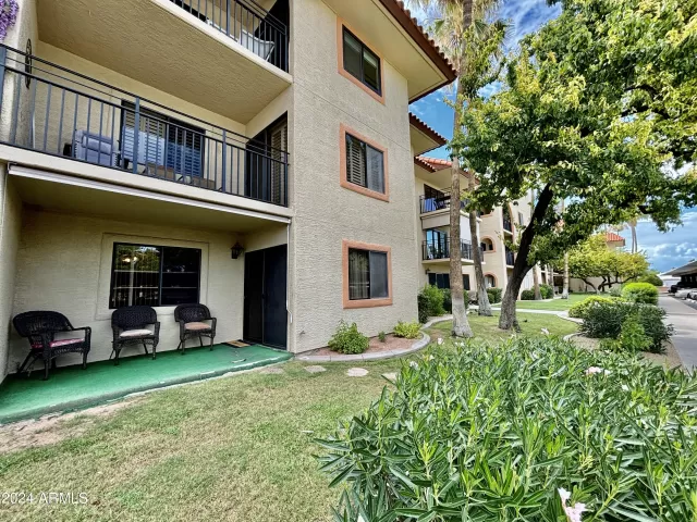 MLS: 6723898 Condo For Sale