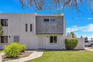 More Details about MLS # 6724124 : 7515 N 47TH DRIVE