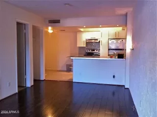 Photo #2: 6724200 Listing 