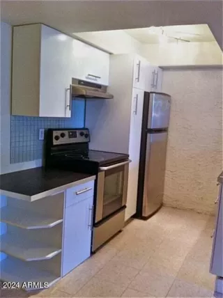 Photo #3: 6724200 Listing 