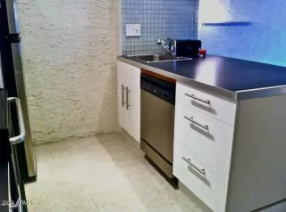 Photo #4: 6724200 Listing 