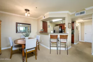 Photo #4: 6724256 Listing