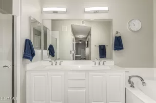 Photo #1: 6724278 Listing 