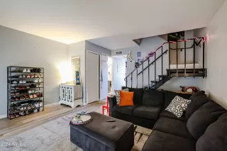 Photo #3: 6724452 Listing