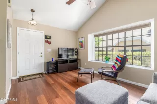 Photo #3: 6724531 Listing