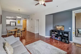Photo #2: 6724967 Listing 
