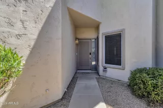 Photo #2: 6725153 Listing