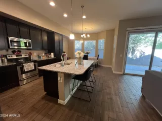 Photo #5: 6725209 Listing 