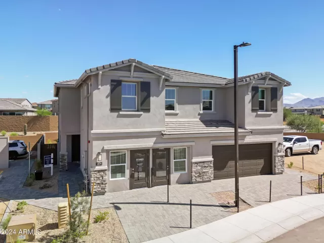 MLS: 6725223 Condo For Sale