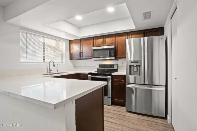 MLS: 6725284 Condo For Sale