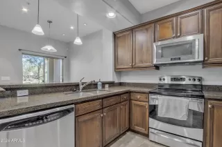 Photo #4: 6725306 Listing