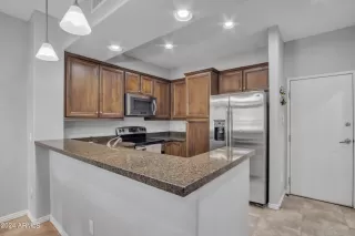 Photo #6: 6725306 Listing