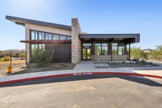 Photo #2: 6725515 Listing