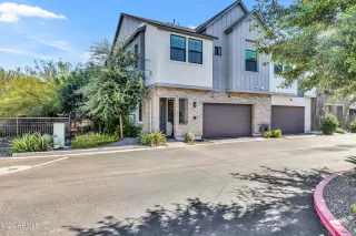 More Details about MLS # 6725527 : 3200 N 39TH STREET#1