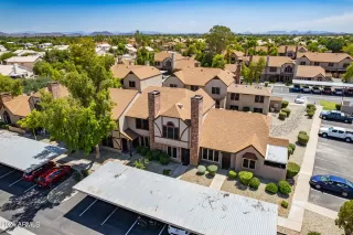 Photo #2: 6725551 Listing